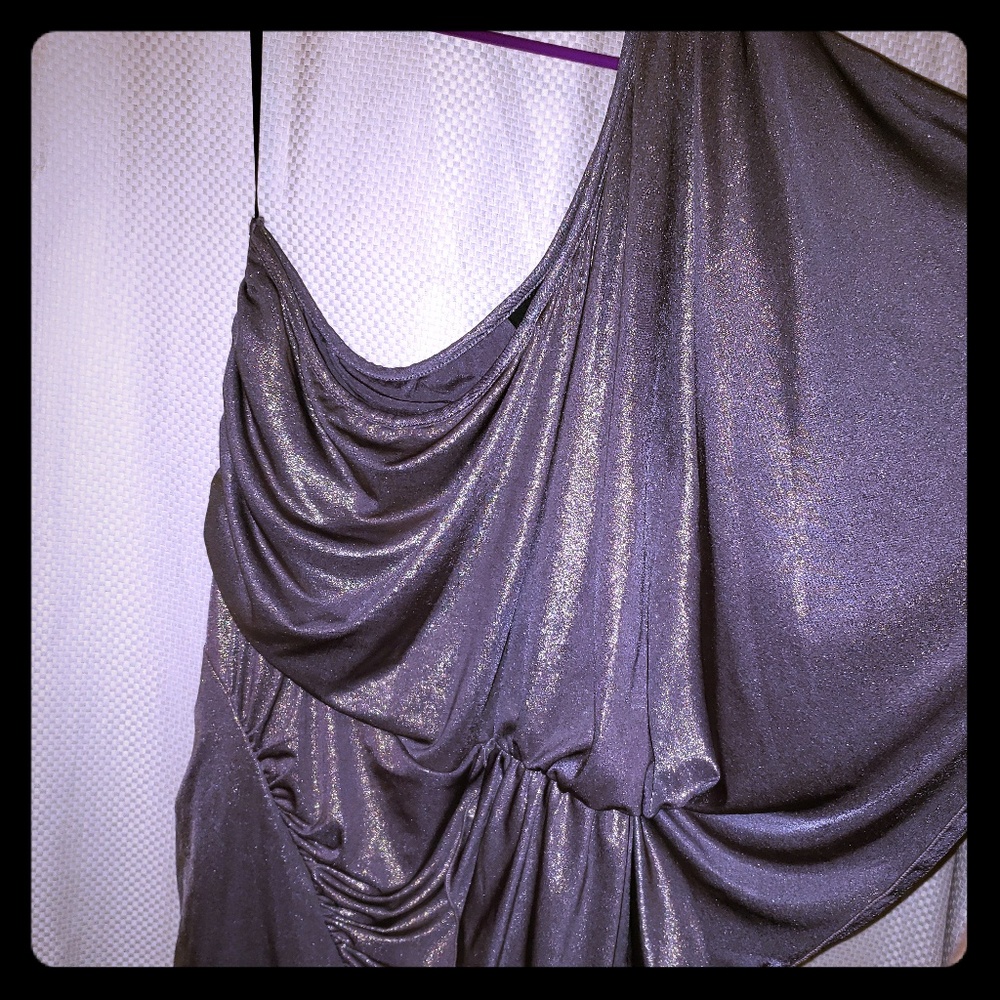 One shoulder drape sleeve dress